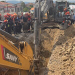 Ekipler tonlarca toprağın altına kalan işçi için seferber oldular: Pendik’te hareketli anlar